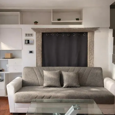 View And Private Garden House For 6 Pognana Lario