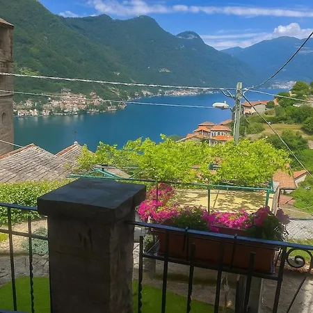 View And Private Garden House For 6 Pognana Lario
