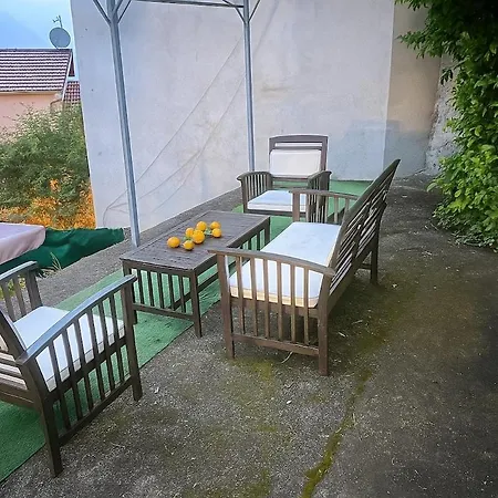 View And Private Garden House For 6 Pognana Lario