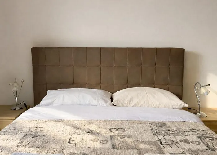 View And Private Garden House For 6 * Pognana Lario