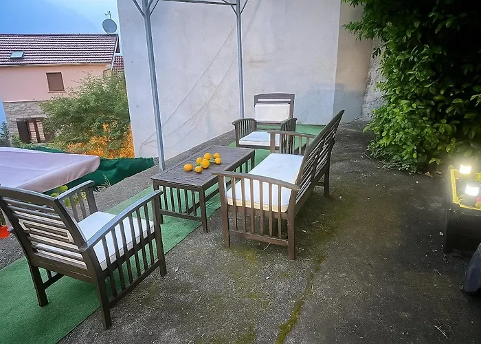 View And Private Garden House For 6 Pognana Lario