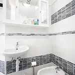 View And Private Garden House For 6 Vakantiehuis