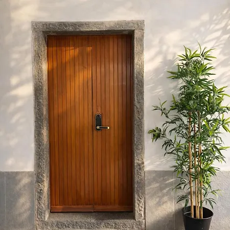 View And Private Garden House For 6 * Pognana Lario