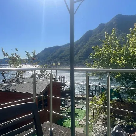 View And Private Garden House For 6 度假居 Pognana Lario