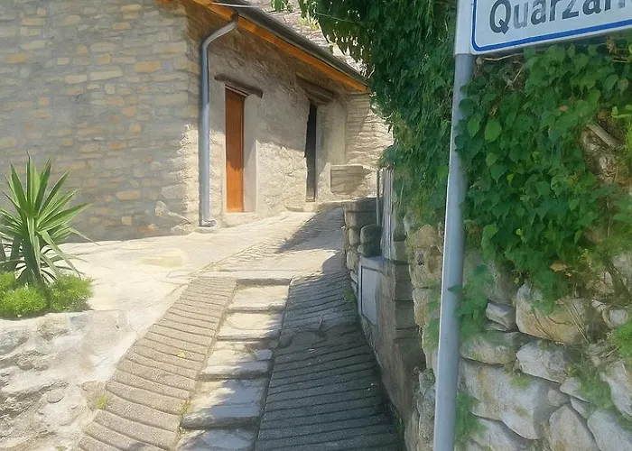 度假居 View And Private Garden House For 6