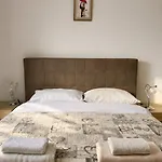 View And Private Garden House For 6 * 포그나나 라리오